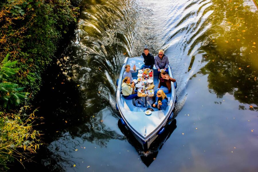 London: GoBoat Rental for Regent's Canal & Paddington Basin - Camden and Maida Vale, What You Actually See on Regent’s Canal
