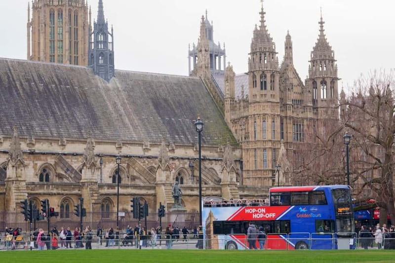 London: Golden Tours Gray Line Hop-on Hop-off Bus Tour - Audio guide quality and how to use it without missing the view