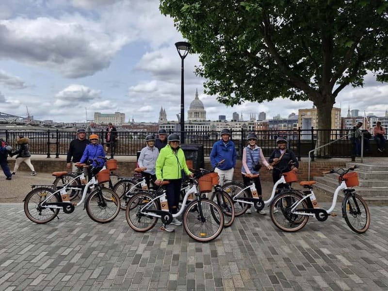 London: Guided E-bike Tour - Key highlights at a glance