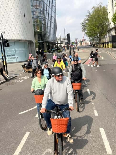 London: Guided E-bike Tour - Price and logistics: what you are really paying for