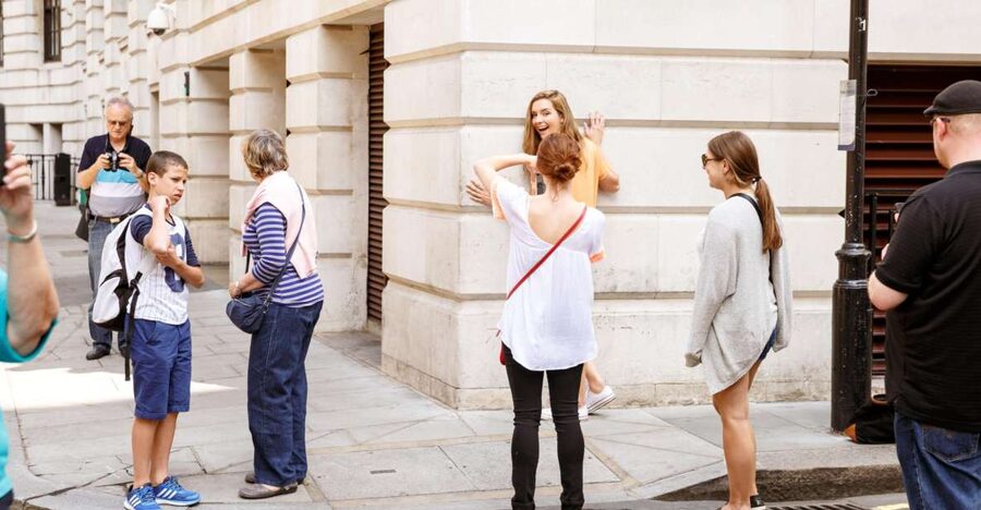 London: Guided Harry Potter Coach Tour of Locations - Coach comfort, photo breaks, and how to get your best day