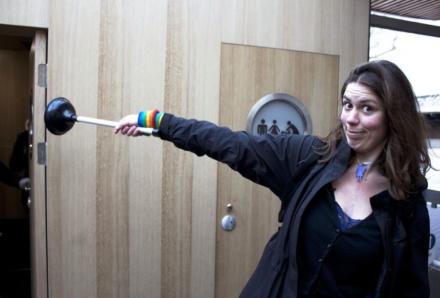 London: Guided Loo Tour - A loo tour turns London history into something you can use
