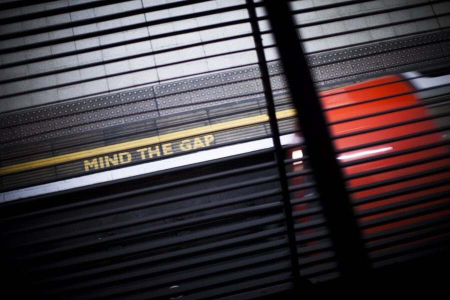 London: Guided Tour of Hidden Tube Station at Charing Cross - Key things that make this tour worth your time