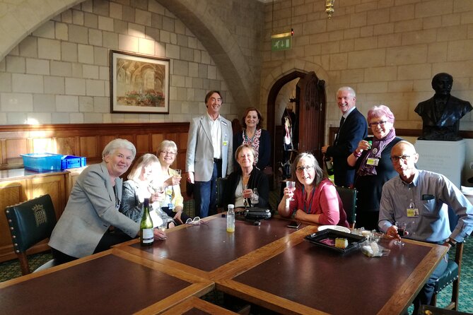 London: Guided Tour Westminster Abbey + Optional Parliament Entry - Arriving at 09:15 AM: Westminster Abbey, timed for your attention span