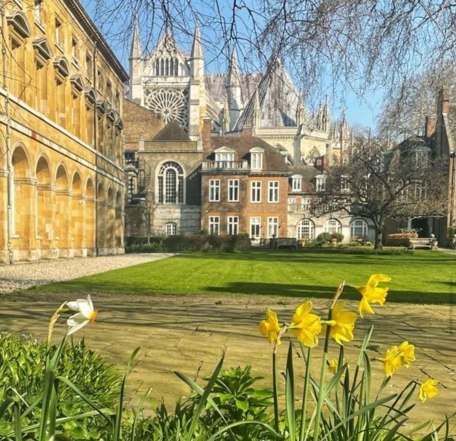 London: Guided Walking Tour with Changing Of The Guard - Westminster Abbey exterior and the story behind 1000 years