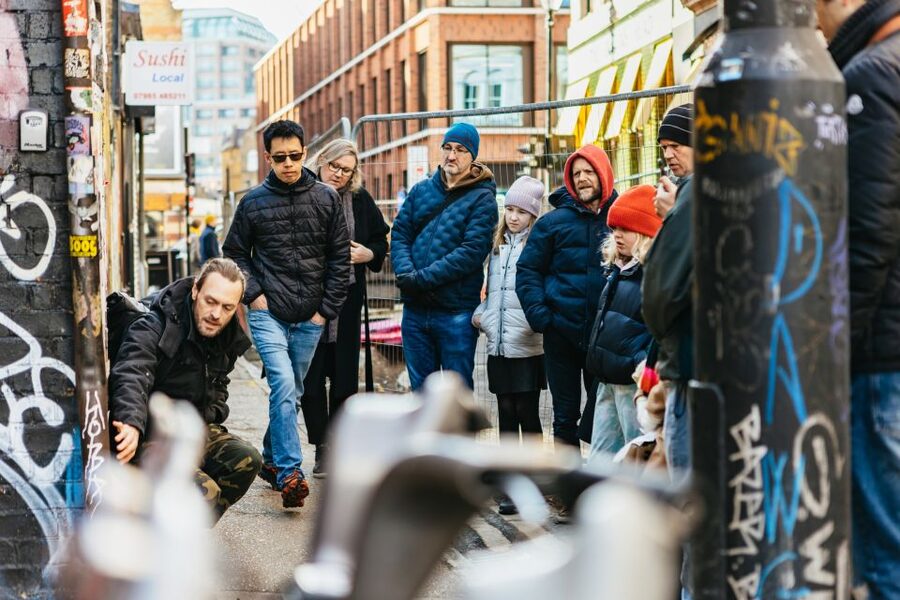London: Half-Day Street Art Tour and Workshop - The refreshment break: why you should not rush it