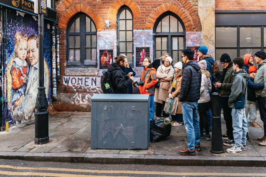 London: Half-Day Street Art Tour and Workshop - The workshop: turning your image into a stencil and trying spray-paint style skills
