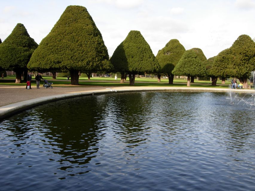 London: Hampton Court Private Guided Tour - Key highlights to look for on this Hampton Court tour