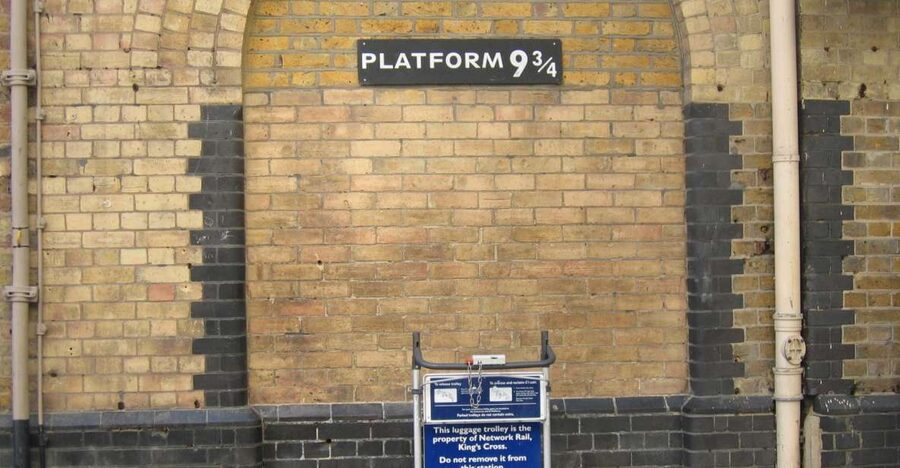 London: Harry Potter 3-Hour Private Walking Tour - From Westminster Tube to Wizarding London in 3 Hours