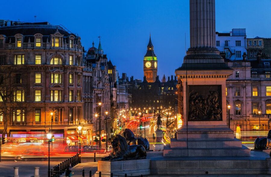 London: Harry Potter and the Clink Prison (Tour + Tickets) - Palace Theatre: where theater history mixes with Potter fandom