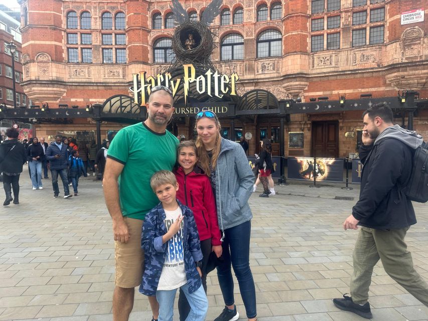 London: Harry Potter Black Cab Tour with Hotel Pick Up - Paying $429 for a Cab, Not a Person