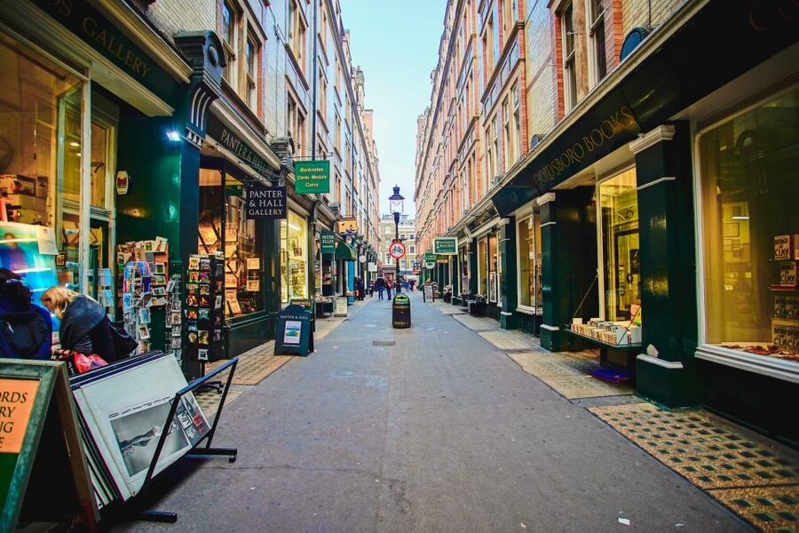London: Harry Potter Movies Walking Tour (Kids Go Free) - Cecil Court and Goodwin’s Court: the narrow-street Potter flavor