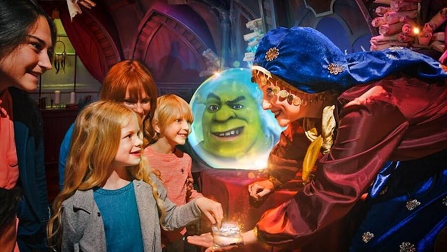 London: Harry Potter Sights and Shrek's Adventure Combo Tour - Why This 5-Hour Harry Potter and Shrek Combo Works