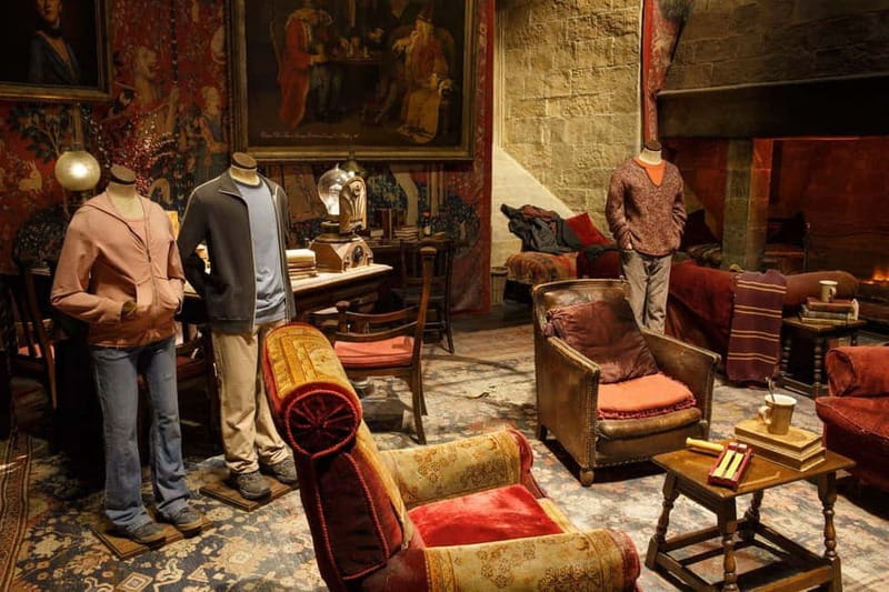 London: Harry Potter™ Studio Tour London & 4-Star Hotel Stay - Parking, timing, and the full 7.5 hour plan