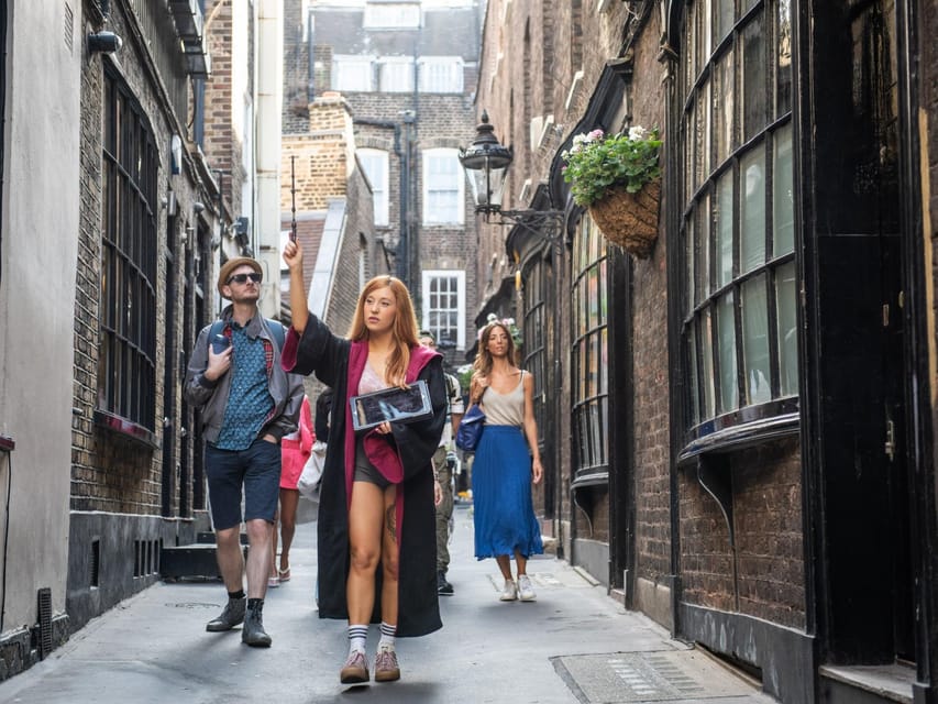 London: Harry Potter Tour & The London Dungeons Tour - Starting at King’s Cross, and Why the Meeting Point Is Practical