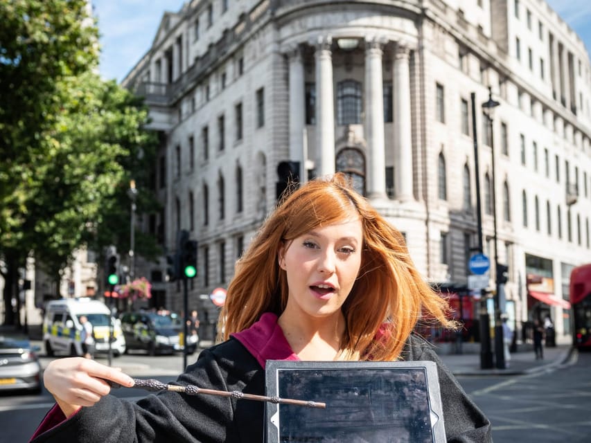 London: Harry Potter Tour & The London Dungeons Tour - London Dungeon (About 2 Hours): Gruesome Stories in a Staged Experience