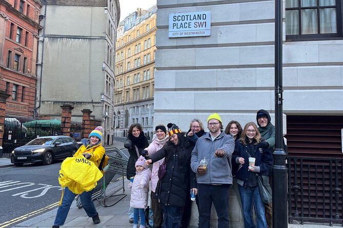 London: Harry Potter Walking Tour with Platform 9 3/4 - Ministry of Magic to Trafalgar Square, a smart route for movie fans