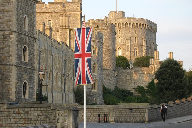 London & Heathrow to Southampton cruise terminals via Windsor Castle - Door-to-door pickup from London and Heathrow, the real value