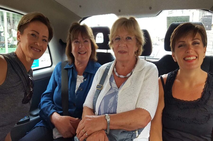 London Highlights Taxi Tour - Westminster Abbey: quick photo stop plus a guided look