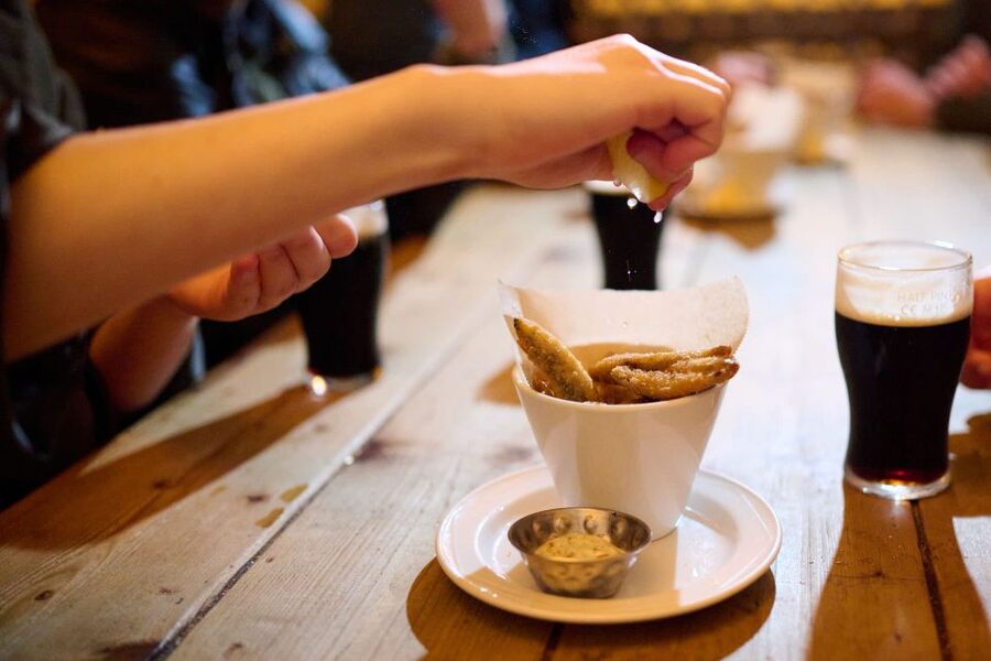 London: Historic Pubs, British Ales & Classic Dishes - Who this London pub tour suits best