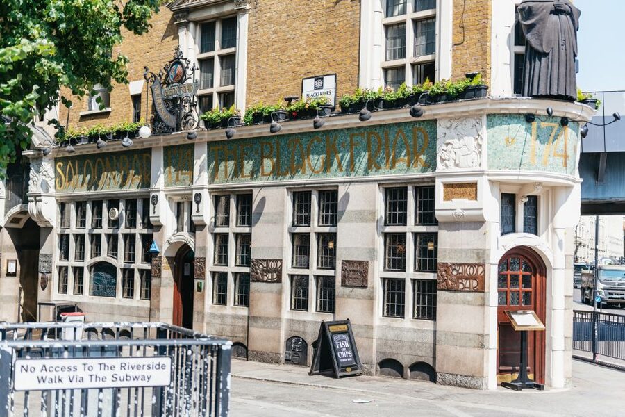 London: Historic Pubs of Central London Walking Tour - London’s Historic Pubs Walk, the real point of it all