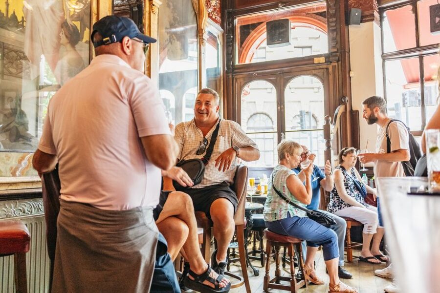 London: Historic Pubs of Central London Walking Tour - What you learn: drinking culture as city culture