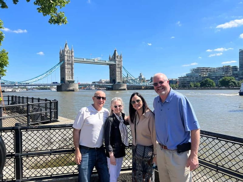 London: Iconic London Taxi Tour - Private 3 hour tour - St Paul’s Cathedral and architectural spotting