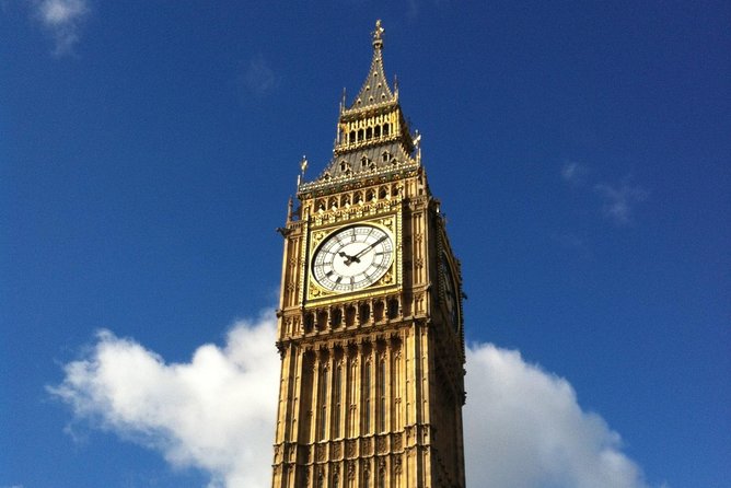 London in One Day: Small Group Walking Tour - See 30+ Sights - Whitehall Details, Horse Guards, and the Changing of the King’s Lifeguard
