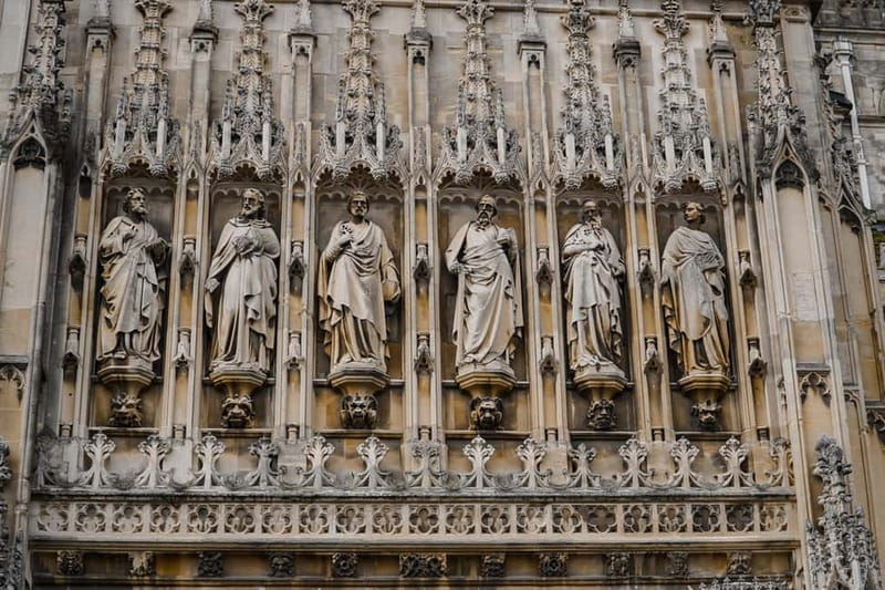 London: Lacock & The Cotswolds Harry Potter Small Group Tour - Who should book this tour, and who might not love it