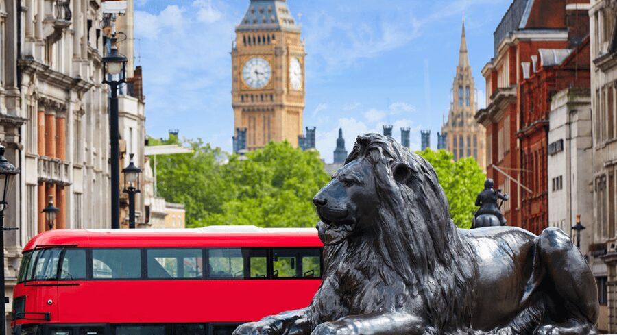 London: London Sightseeing Walking Tour with 30+ Sights - Key things that make this tour worth your time