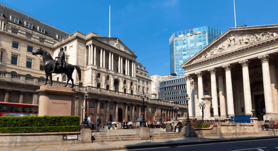 London: London Sightseeing Walking Tour with 30+ Sights - Parliament Square zone, 10 Downing Street and Big Ben timing