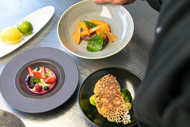 London Luxury Dinner Experience with Panoramic City Views - Price and value: what $166.51 buys you, and what it does not