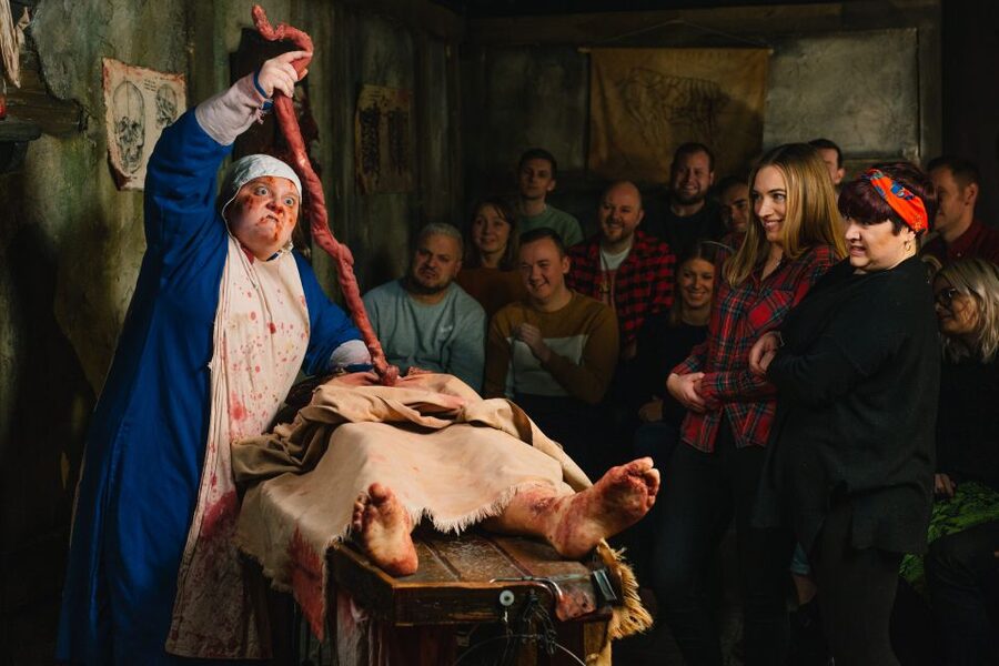 London: Madame Tussauds, SEA LIFE and London Dungeon Entry - Using the ticket’s 90-day validity without losing momentum