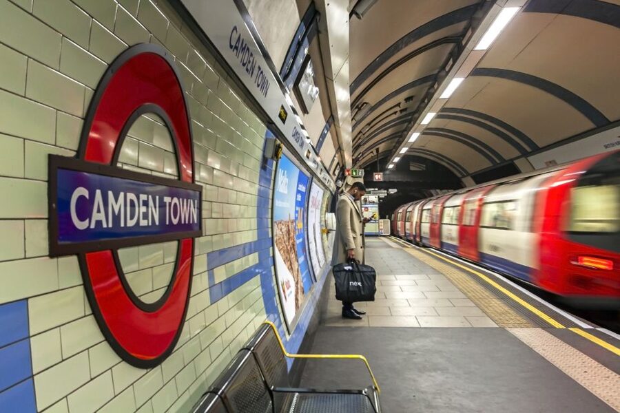 London: Markets, Street Art, and Camden Town Walking Tour - Getting started at Aldgate High Street, and how the tour moves