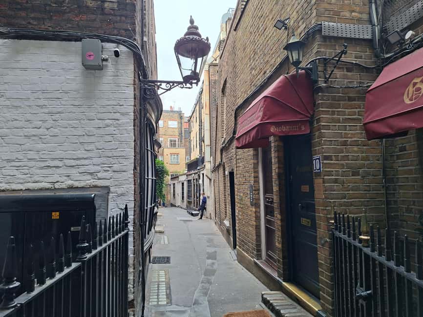London: Mary Poppins Walking Tour - Why This 2-Hour Mary Poppins Walk Works in London