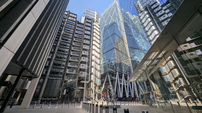 London: Modern Architecture & Building Guided Walking Tour - Modern architecture on foot, not in a textbook
