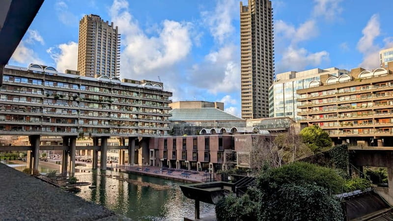 London: Modern Architecture & Building Guided Walking Tour - The Shard, the Walkie Talkie, and Lloyd’s: seeing modern icons up close
