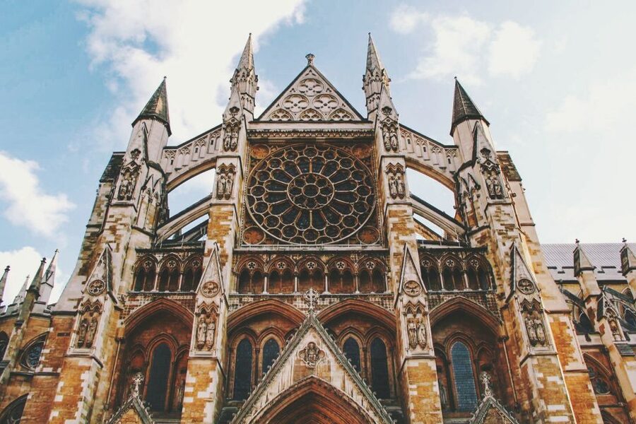 London Must-See 3 Hours Walking Tour - Piccadilly to Westminster, a tight route that still feels human