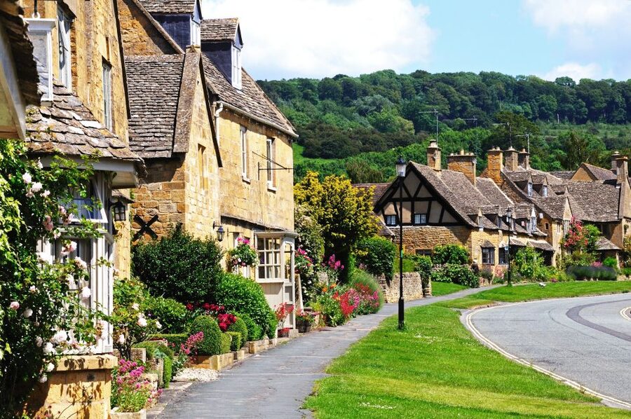 London: Oxford, Stratford, Cotswolds, and Warwick Day Trip - Should You Book This Tour?