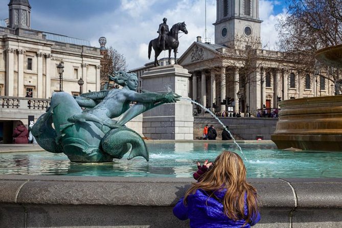 London Photography Tour - Private Tour - Stop 3: Leicester Square, portraits of statues, and learning with light
