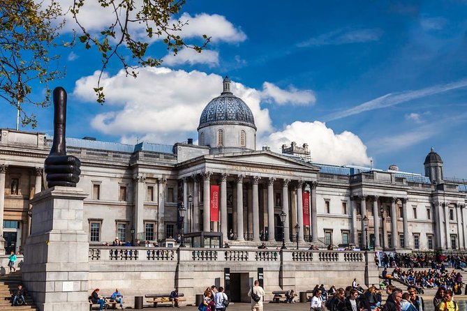 London Photography Tour - Private Tour - Stop 5: Horse Guards Parade at Whitehall, uniforms, and freezing action