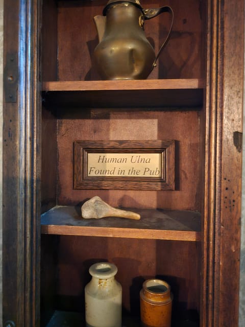 London: Pilgrims and Pirates Historical Pub Tour - Four riverside pubs: how the route turns into stories you can taste