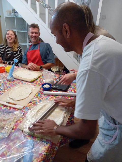 London: Pizza Making Cookery Class - Best Time and Schedule Options in London