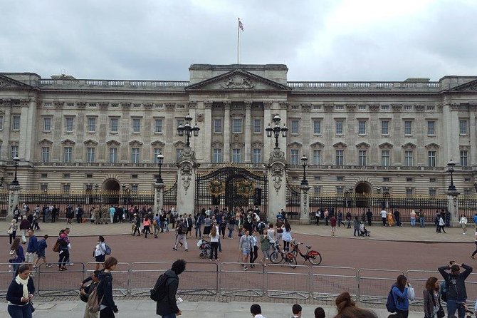 London Private Chauffeur Half-Day or Full-Day Vehicle Rental - If something breaks: how to think about risk