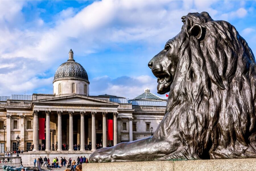 London: Private City Kickstart Walking Tour - Finishing at Covent Garden Market: open-air stores and cobblestones