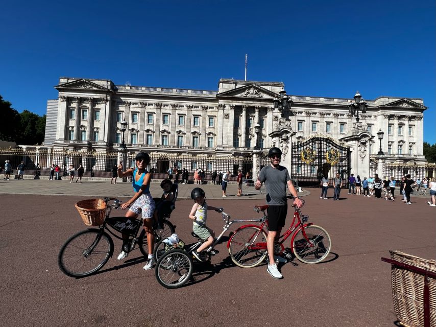London: Private Family Guided Bike Tour with Childseats - Breaks, snacks, toilets, and the one thing you must bring yourself
