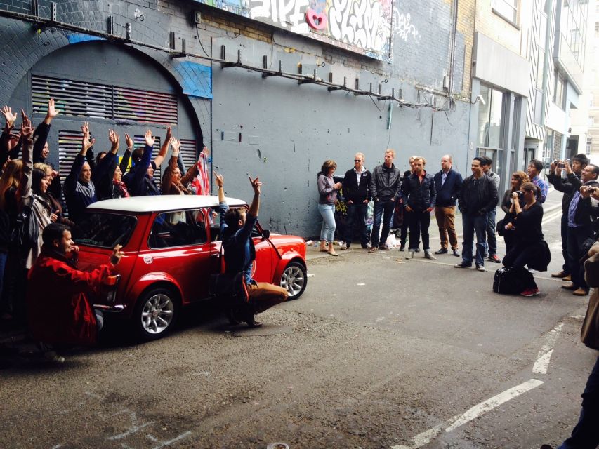 London: Private Panoramic 2-Hour Tour in a Classic Car - Comfort, access, and the rules for a classic car