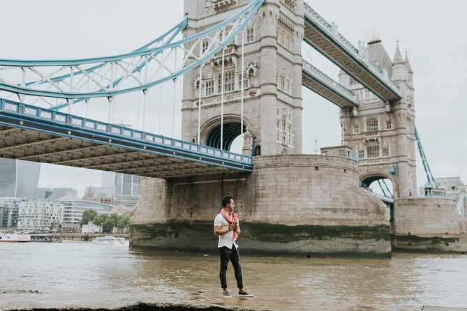 London - Private Photoshoot with a Top-Rated Local Photographer - Private photos in London, without the selfie stick plan