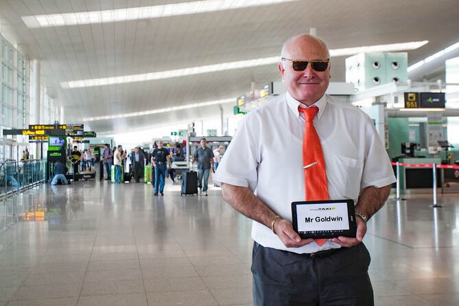 London Private Transfer from central London to Heathrow Airport - Meet and Greet at Your Hotel: Fast Spotting, Less Stress
