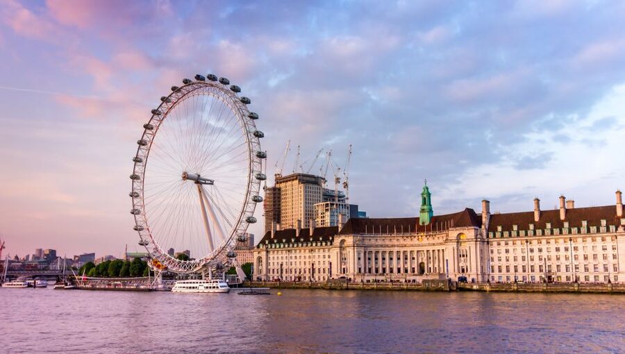 London: Private Walking Tour in Spanish - National Gallery and St James’s Park: art and royal-adjacent calm